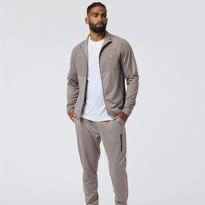 NWT Vuori Sunday Performance Jogger Mocha Heather Joggers